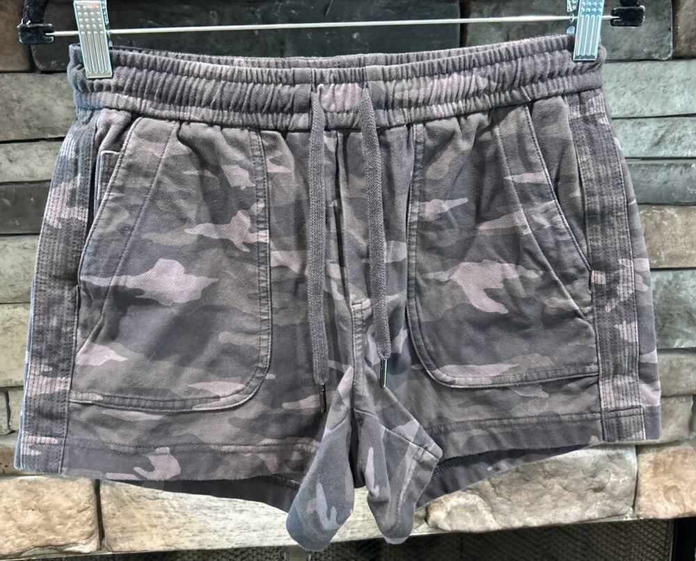 Women’s ATHLETA Camo Farallon Drawstring Waist Shorts Size 2 *B4